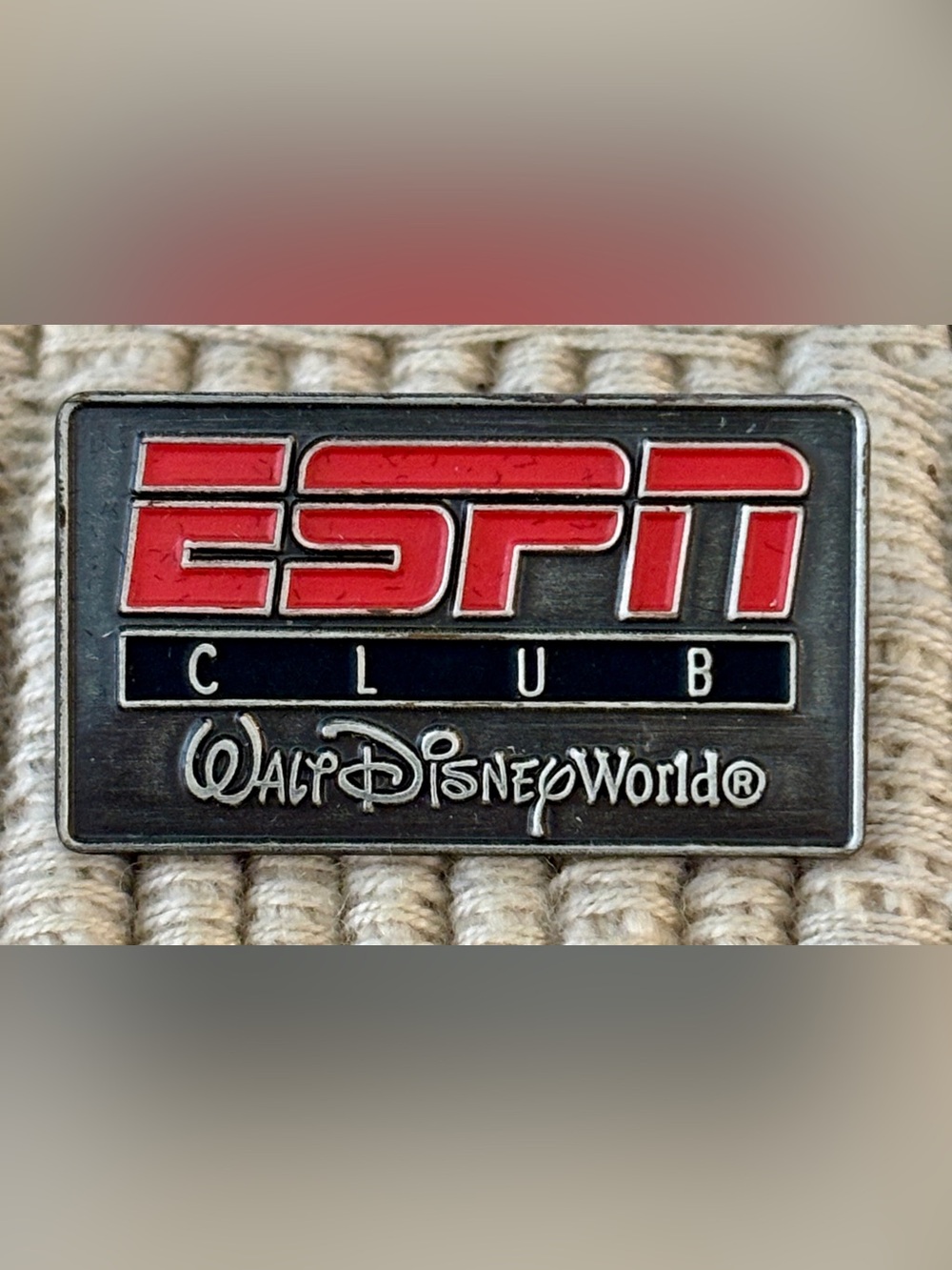 DISNEY 2003 WDW Boardwalk Resort ESPN Club Logo Pin